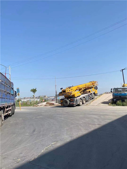 虞城县25吨吊车的租赁价格大概是多少？